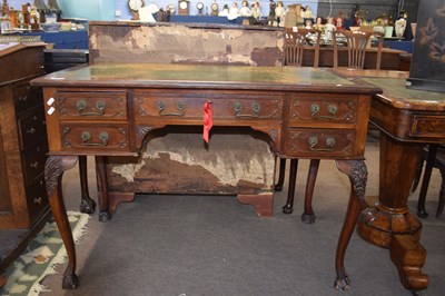 Lot 583 - Late 19th or early 20th Century mahogany...