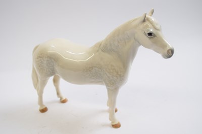 Lot 434 - Small Beswick horse Palomino style