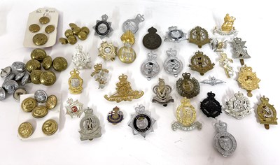 Lot 57 - Quantity of modern Elizabeth II military and...