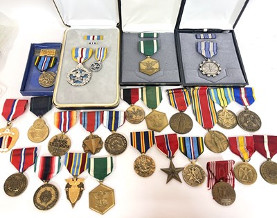 Lot 60 - Large quantity of various American...