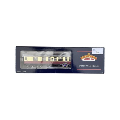 Lot 19 - A boxed Bachmann Branch-Line 00 gauge 39-127...