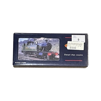 Lot 9 - A boxed Bachmann Branch-Line 00 gauge 32-127...