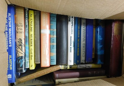 Lot 550 - Box: mixed