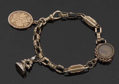 Lot 381 - 9ct fancy link bracelet, with a 9ct double...