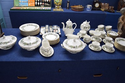 Lot 68 - Dinner service and tea service by Royal...