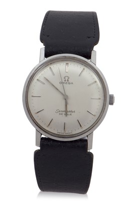 Lot 429 - An Omega Seamaster De Ville with a silver...
