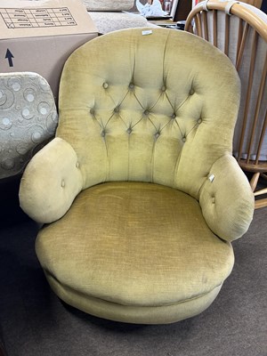 Lot 545 - A Victorian button upholstered slipper type...