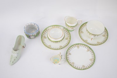 Lot 124 - Collection of Royal Doulton china wares, cup...