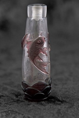 Lot 9 - Scent bottle (lacking stopper)  with cameo...