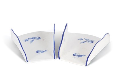 Lot 102 - A pair of 18th Century Derby porcelain...
