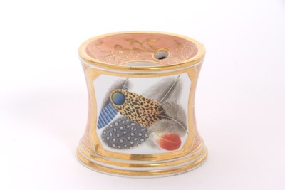 Lot 143 - A Worcester inkwell circa 1800 of distinctive...