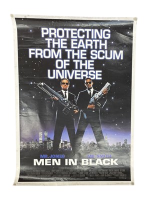 Lot 117 - A mixed lot of sci-fi / action film posters,...