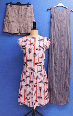 Lot 80 - Three items of late 20th Century lady's wear...